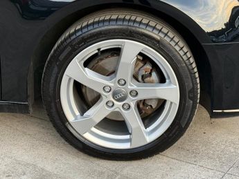 AUDI A3 1.5 TFSI CoD 35 Sport
