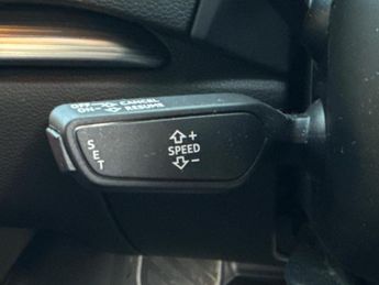 AUDI A3 1.5 TFSI CoD 35 Sport