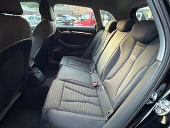 AUDI A3 1.5 TFSI CoD 35 Sport