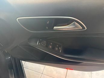 MERCEDES-BENZ A CLASS 1.5 A180 CDI Sport