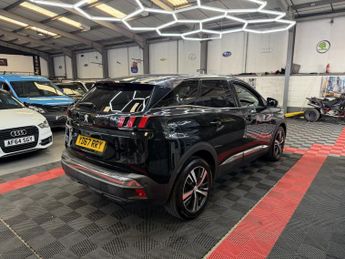 PEUGEOT 3008 1.6 BlueHDi Allure