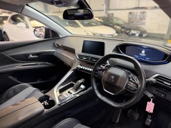 PEUGEOT 3008 1.6 BlueHDi Allure