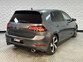 VOLKSWAGEN GOLF 2.0 TSI GTI Performance