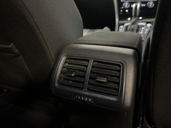 VOLKSWAGEN GOLF 2.0 TSI GTI Performance