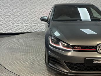VOLKSWAGEN GOLF 2.0 TSI GTI Performance