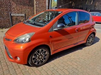TOYOTA AYGO 1.0 VVT-i Fire