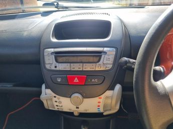 TOYOTA AYGO 1.0 VVT-i Fire