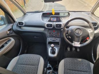 CITROEN C3 PICASSO 1.6 HDi Connexion