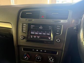 VOLKSWAGEN GOLF 2.0 TDI BlueMotion Tech SE