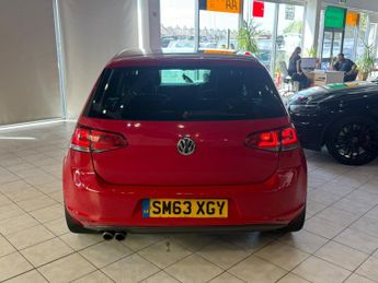 VOLKSWAGEN GOLF 2.0 TDI BlueMotion Tech SE