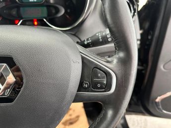 RENAULT CAPTUR 1.5 dCi ENERGY Dynamique Nav Auto Euro 6 (s/s) 5dr