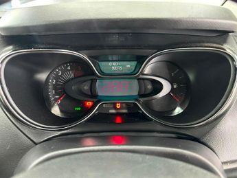 RENAULT CAPTUR 1.5 dCi ENERGY Dynamique Nav Auto Euro 6 (s/s) 5dr