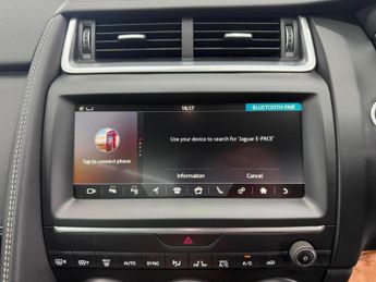 JAGUAR E-PACE 2.0 D180 R-Dynamic HSE Auto AWD Euro 6 (s/s) 5dr