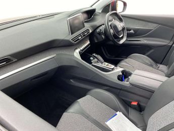 PEUGEOT 3008 1.5 BlueHDi Allure