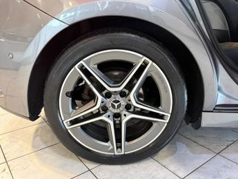 MERCEDES-BENZ A CLASS 1.3 A180 AMG Line