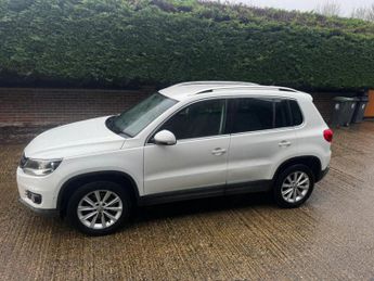 VOLKSWAGEN TIGUAN 2.0 TDI BlueMotion Tech SE