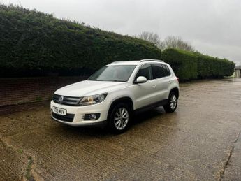 VOLKSWAGEN TIGUAN 2.0 TDI BlueMotion Tech SE
