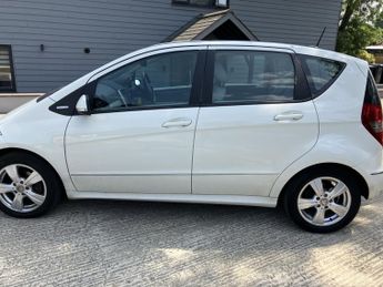 MERCEDES-BENZ A CLASS 2.0 A160 CDI Avantgarde SE