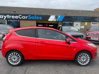 FORD FIESTA 1.6 Titanium