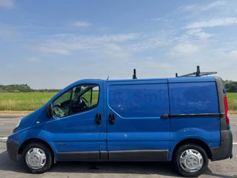 RENAULT TRAFIC 2.0 SL27 dCi 115