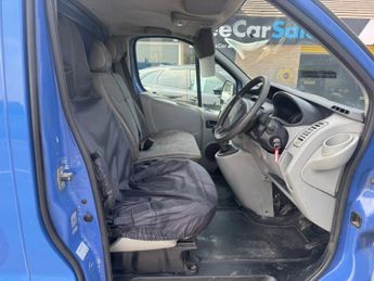 RENAULT TRAFIC 2.0 SL27 dCi 115