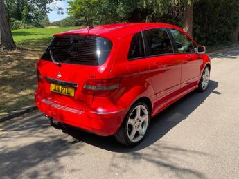 MERCEDES-BENZ B CLASS 2.0 B180 CDI Sport CVT 5dr