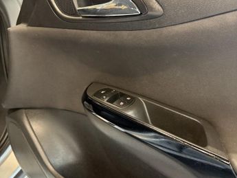 VAUXHALL CORSA 1.4 i ecoFLEX SRi VX Line