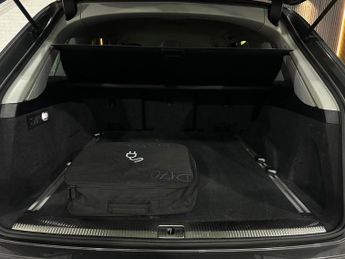 AUDI Q7 3.0 TDI V6 e-tron Tiptronic quattro Euro 6 (s/s) 5dr 17.3kWh