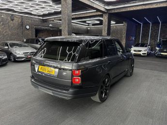 LAND ROVER RANGE ROVER 3.0 SD V6 Autobiography