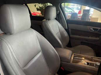 JAGUAR XF 3.0 d V6 Premium Luxury