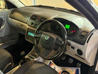 SKODA ROOMSTER 1.6 TDI Scout