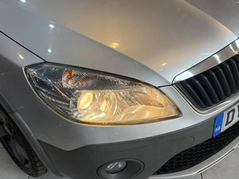 SKODA ROOMSTER 1.6 TDI Scout