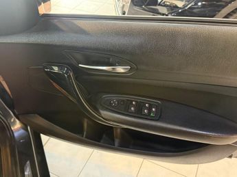 BMW 1 SERIES 2.0 120d xDrive Sport