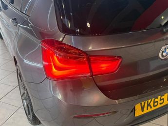 BMW 1 SERIES 2.0 120d xDrive Sport