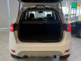 FORD KUGA 2.0 TDCi Titanium X