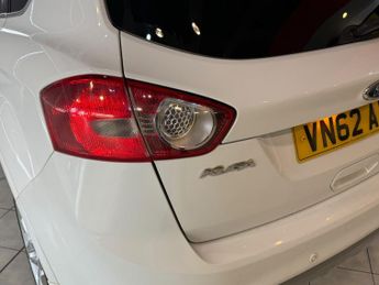 FORD KUGA 2.0 TDCi Titanium X