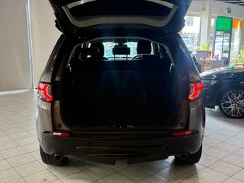 LAND ROVER DISCOVERY SPORT 2.0 TD4 HSE Black