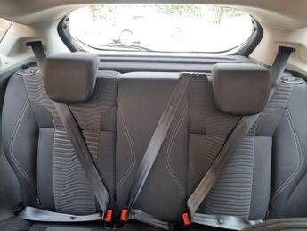 FORD FIESTA 1.0 T EcoBoost Zetec