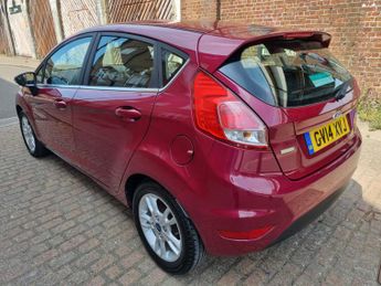 FORD FIESTA 1.0 T EcoBoost Zetec