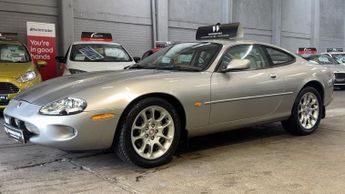 Jaguar XKR 4.0 Supercharged Petrol Automatic Silver Coupe 2dr LEATHER+CLASS