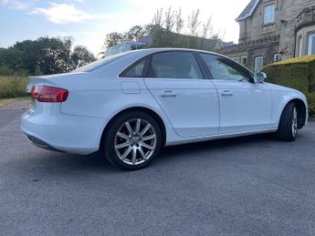 AUDI A4 2.0 TDI SE Technik Multitronic Euro 5 (s/s) 4dr