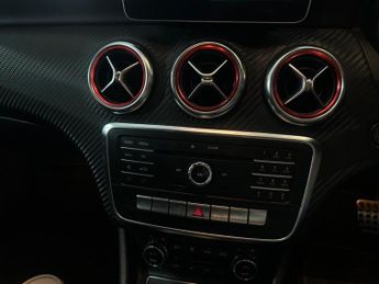 MERCEDES-BENZ A CLASS 2.1 A200d AMG Line 7G-DCT Euro 6 (s/s) 5dr