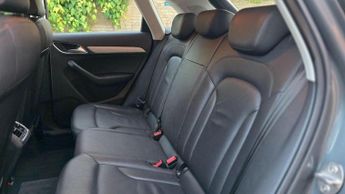 AUDI Q3 2.0 TFSI SE S Tronic quattro Euro 5 (s/s) 5dr
