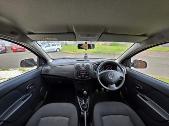DACIA SANDERO 1.2 Ambiance 1.2 16V 75