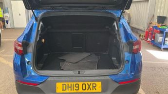 VAUXHALL GRANDLAND X 1.2 Turbo Tech Line Nav Auto Euro 6 (s/s) 5dr