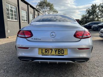 MERCEDES-BENZ C CLASS 2.1 C220d AMG Line