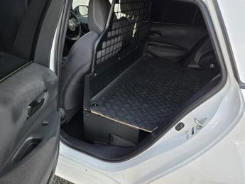 TOYOTA COROLLA 1.8 VVT-h PETROL HYBRID