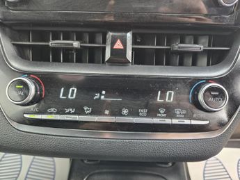 TOYOTA COROLLA 1.8 VVT-h