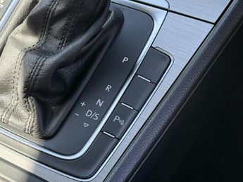 VOLKSWAGEN GOLF 1.6 TDI BlueMotion Tech Match