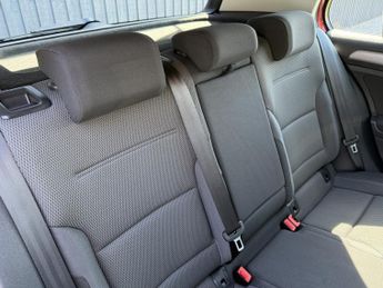 VOLKSWAGEN GOLF 1.6 TDI BlueMotion Tech Match